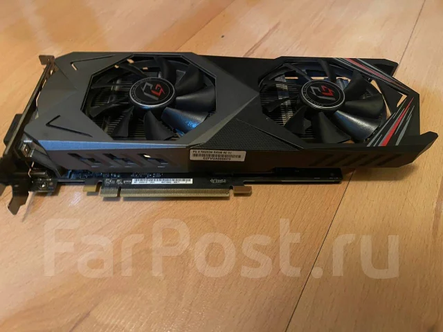 Radeon RX 590 ����