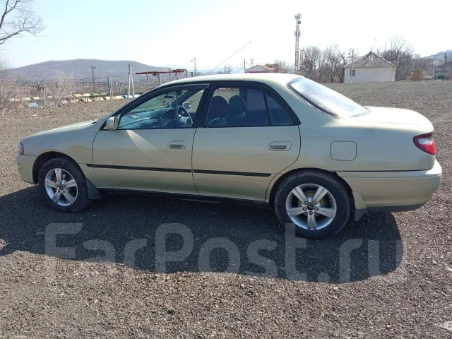 Toyota Carina. �������, ��������, 1.6 (105��.�.), ������, 300 000����. �� ����