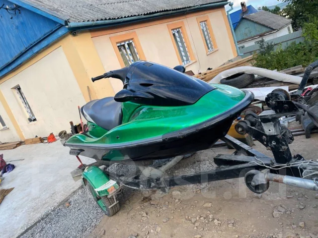 Kawasaki STX-12F. 2005 ��� ����