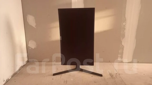 Samsung. 24" ����