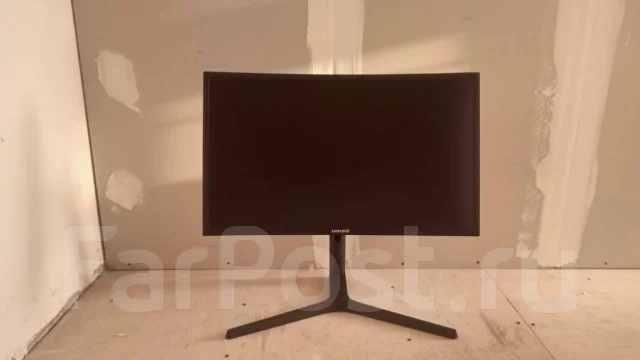 Samsung. 24" ����