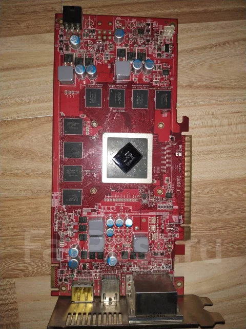 Radeon HD 6850 ����