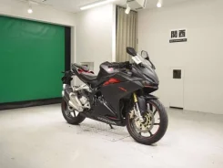 Honda CBR 250RR. ��������, ���������, ��� �������. ��� ����� �� ������������ ����
