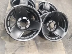 Zormer. 8.0x15", 6x139.7, ET-29, �� 110���. ����