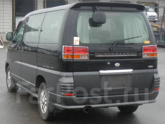 Nissan Elgrand. �������, 4wd, 3.0 (170��.�.), ������, 88����. ��, �/�, ��� ���. ��� ����� �� ������������ ����
