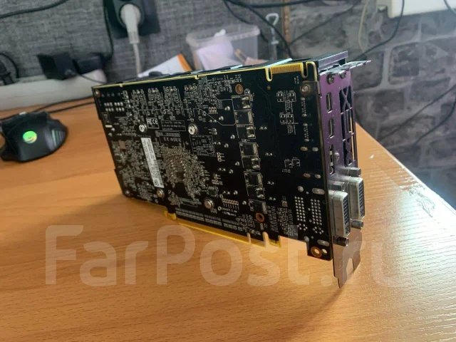 Radeon HD 6870 ����