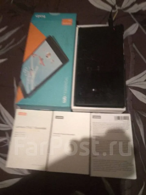 Lenovo Tab 7 ����