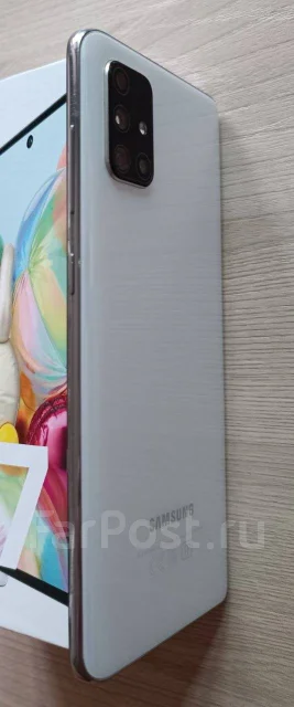Samsung Galaxy A71. �/�, 4G LTE, Dual-SIM, NFC ����