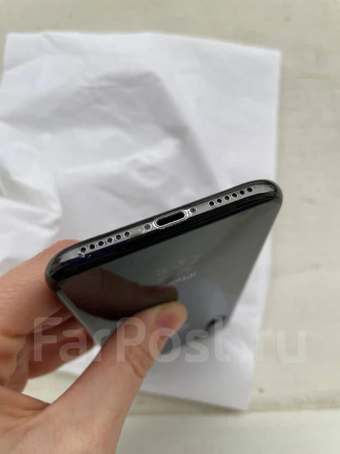 Apple iPhone X. �/�, ������, 4G LTE ����