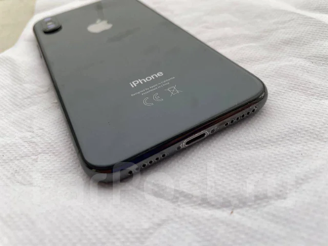 Apple iPhone X. �/�, ������, 4G LTE ����
