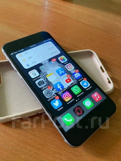 Apple iPhone 6s. �/�, �����������, 3G, 4G LTE, NFC ����