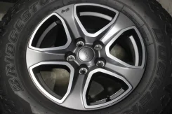 Jeep. x17", 5x127 ����