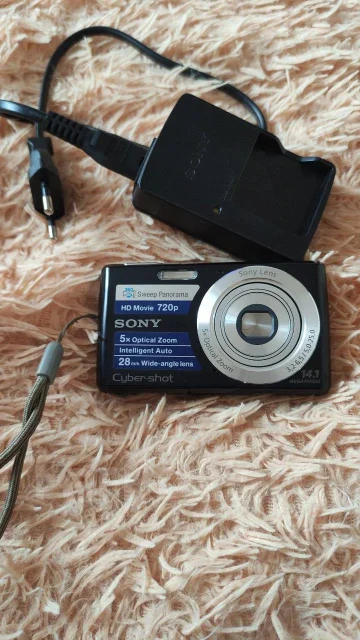 Sony Cyber-shot DSC-W620. 10 - 14.9 ��, ���: 5� ����