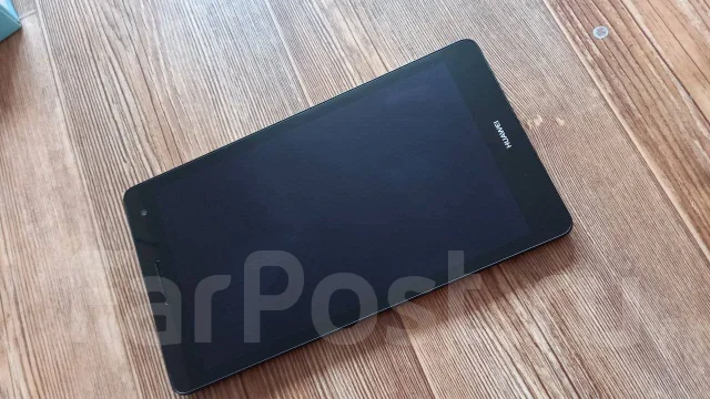 Huawei MediaPad T3. 7 ������ ����