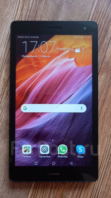 Huawei MediaPad T3. 7 ������ ����