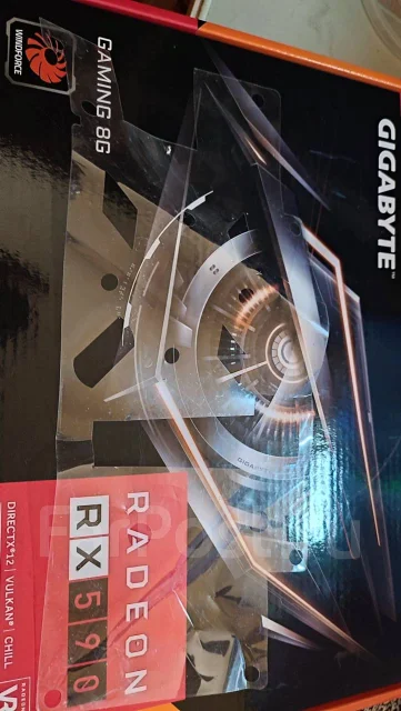 Radeon RX 590 ����