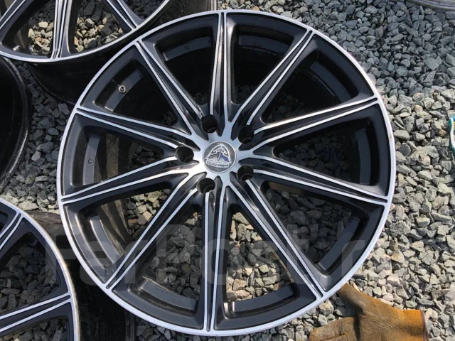 Akina. 8.5x20", 5x114.3, ET48, �� 72���. ����