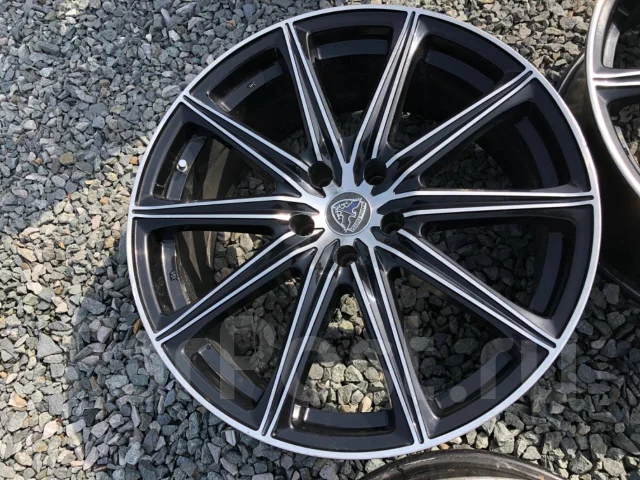 Akina. 8.5x20", 5x114.3, ET48, �� 72���. ����