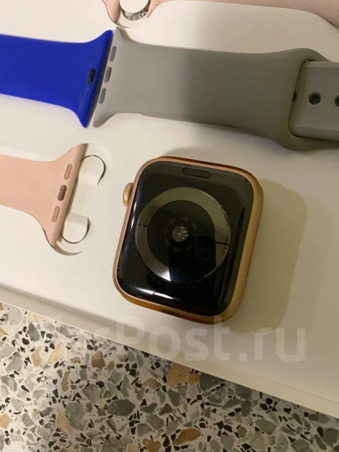 Apple Watch Series 4. GPS, NFC, IP68 ����