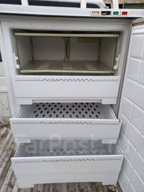 Морозильная камера, б/у, в наличии. Цена: 4 500₽ в Находке