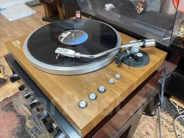 Продам проигрыватель пластинок Yamaha YP-D3, б/у, в наличии. Цена: 33 ...