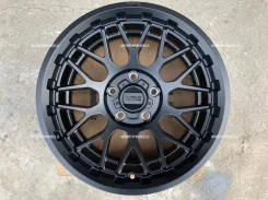 MLJ KMC KM722 Technic. 8.5x17", 5x127, ET0, �� 75,1���. ��� ����� �� ������������ ����