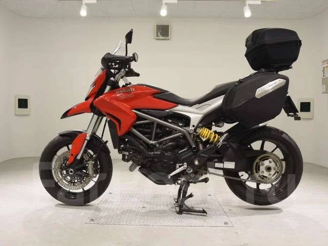 Ducati Hyperstrada. ��������, ���������, ��� �������. ��� ����� �� ������������ ����
