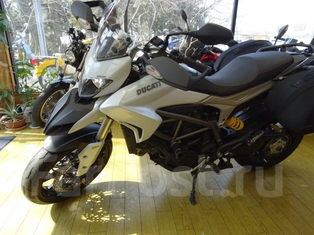 Ducati Hyperstrada. ��������, ���������, ��� �������. ��� ����� �� ������������ ����