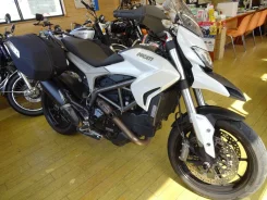 Ducati Hyperstrada. ��������, ���������, ��� �������. ��� ����� �� ������������ ����