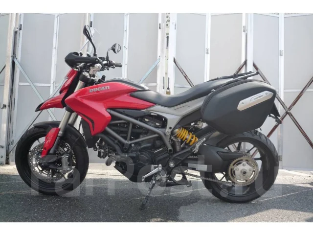 Ducati Hyperstrada. ��������, ���������, ��� �������. ��� ����� �� ������������ ����