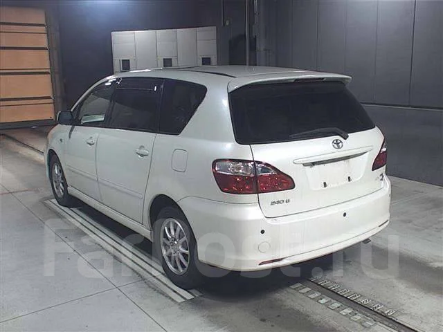 Toyota Ipsum. �������, 4wd, 2.4 (160��.�.), ������, 112����. ��, �/�, ��� ���. ��� ����� �� ������� ����