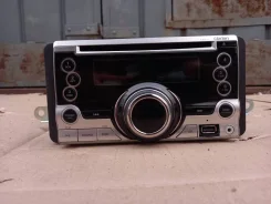 Clarion CX211BK ����