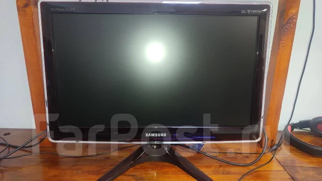 Samsung. 22" ����