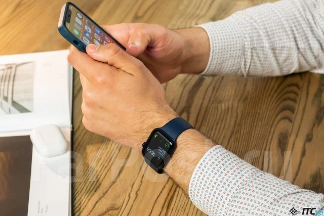 Apple Watch Series 6. GPS, NFC, IP68 ����
