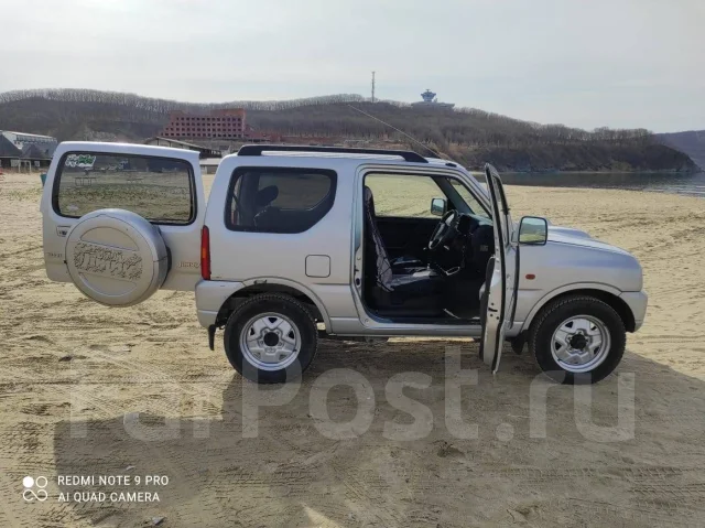 Suzuki Jimny. ��������, 4wd, 0.7 (64��.�.), ������, 127 000����. �� ����
