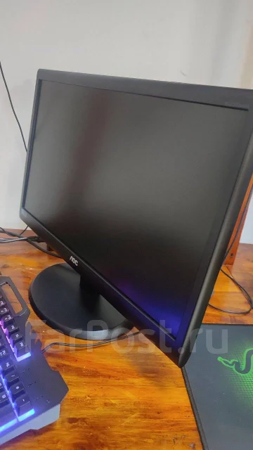 AOC. 22" ����