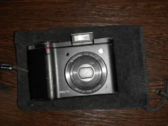 Samsung NV10. 10 - 14.9 ��, ���: 3� ����