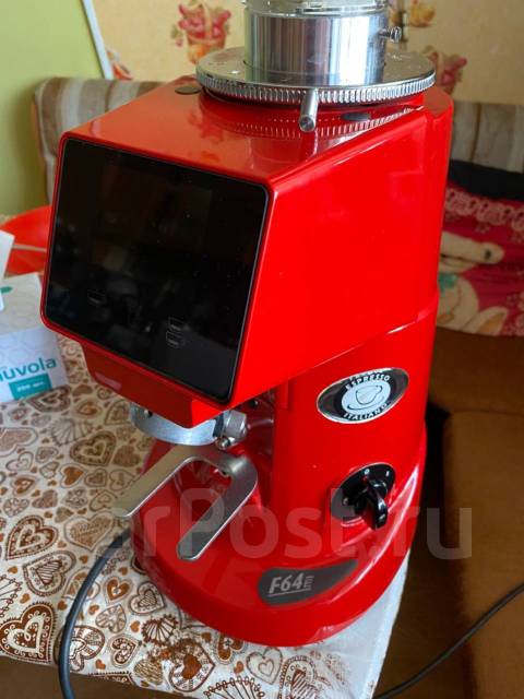 Ручная кофемашина Simmonelli Appia 2+Кофемолка Fiorenzato Fe64 V2, б/у ...