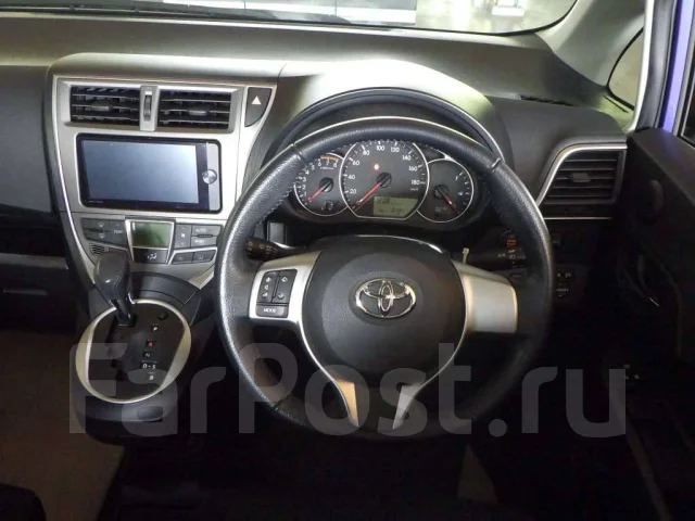 Toyota Ractis. ��������, ��������, 1.3 (95��.�.), ������, 8����. ��, �/�. ��� ����� �� ������������ ����