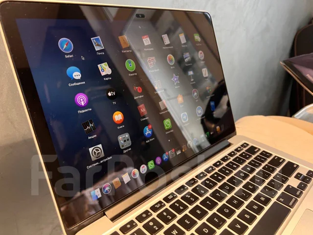 Apple MacBook Pro 13. 13.3", 2,4����, ��� 4 ��, ���� 128���, WiFi: 1, Bluetooth: 1 ����