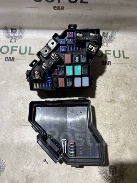 Предохранители и реле Honda CR-V 3 Блоки предохранителей