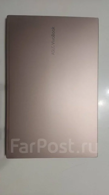 Asus VivoBook 15. 15.6", 2,4����, ��� 8 ��, ���� 512���, WiFi: 1, Bluetooth: 1, ����������� �� 5��. ����