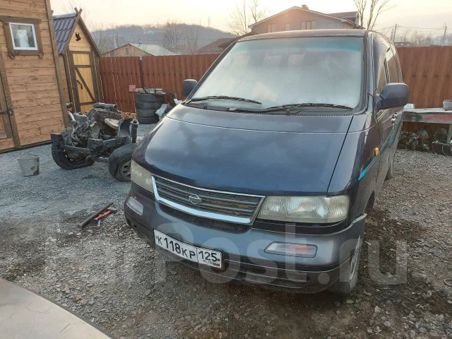 Ниссан ларго 1997