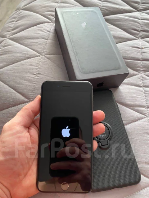 Apple iPhone 8 Plus. �/�, �����, 4G LTE ����