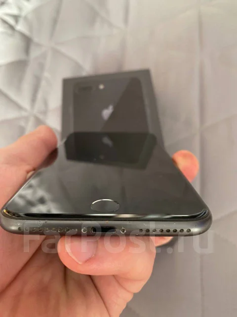 Apple iPhone 8 Plus. �/�, �����, 4G LTE ����