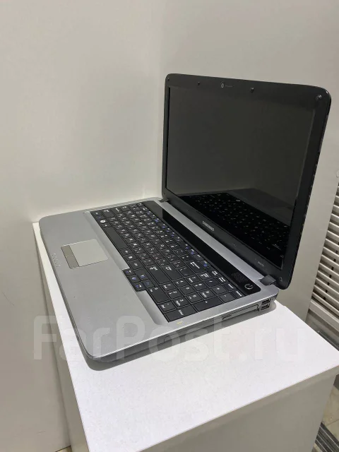 Samsung RV510 ����