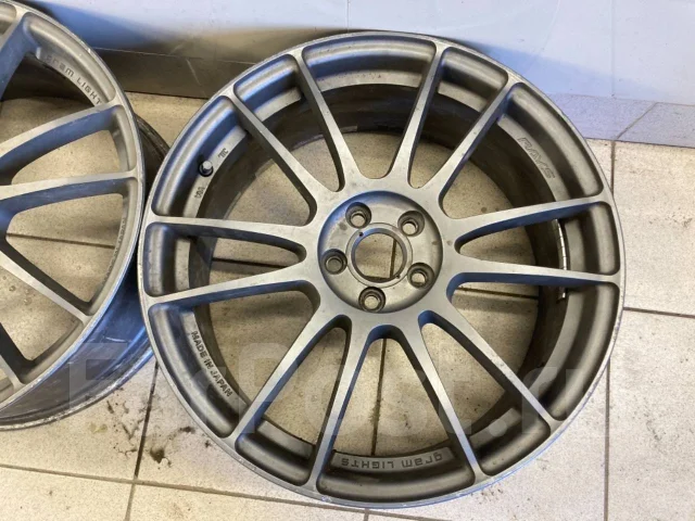 RAYS Gram Lights 57Xtreme. 7.5x18", 5x100, ET50 ����