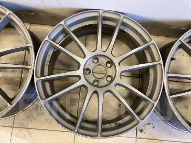 RAYS Gram Lights 57Xtreme. 7.5x18", 5x100, ET50 ����