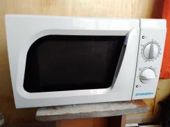 ����� ����