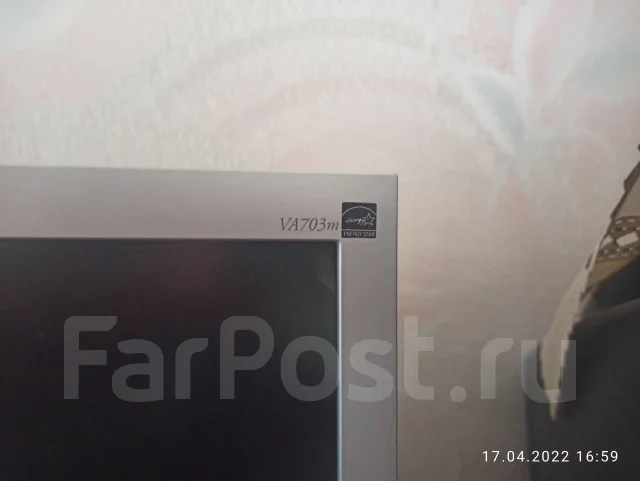 ViewSonic. 17" ����